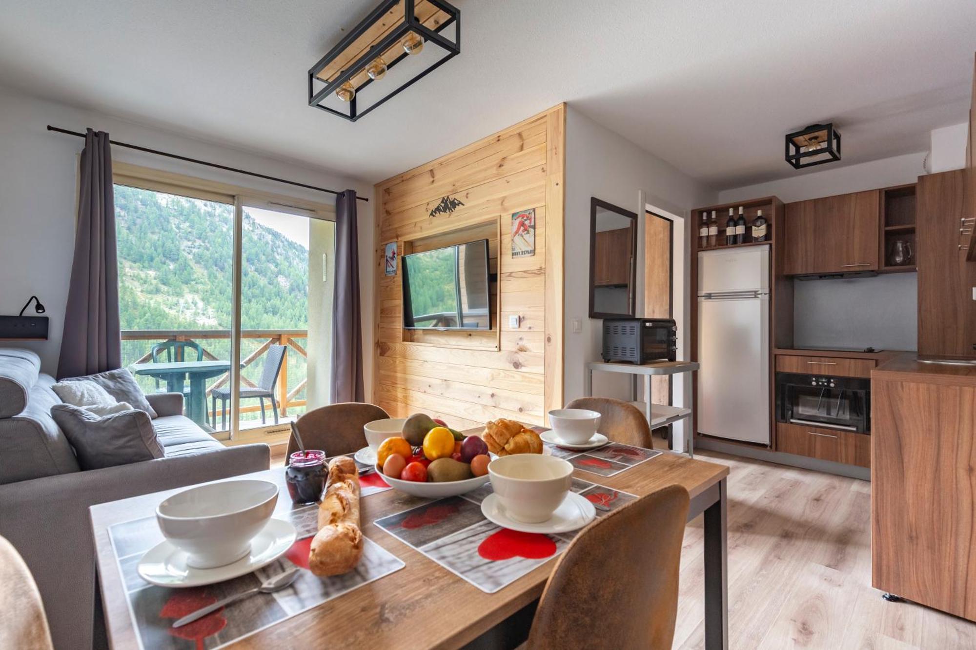 Joli T2, Centre, Parking Prive, Wifi, Local A Ski Isola 2000 Εξωτερικό φωτογραφία